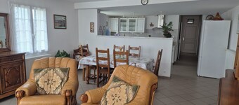 The gîte de la muraille welcomes you in the heart of nature, pets not allowed.