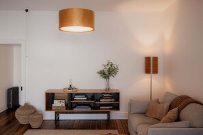 Smart TV - The Residence on Warwick (Hobart City)