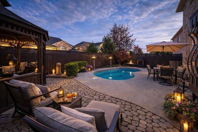 Castlemore Luxury | Poolside Retreat