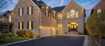 Private 3BR+Den Estate | 2 Separate Suites