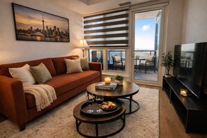 Smart TV, offices - Modern | Sauna • Climbing Wall • Parking | Square One (Mississauga)