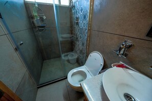 Stuga Deluxe | Badrum