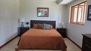4 bedrooms, WiFi, bed sheets - RAINFOREST WELLNESS RETREAT (Maadi)