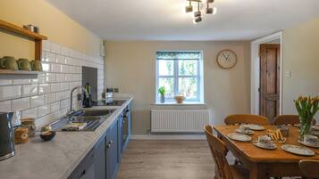 Dishwasher, highchair