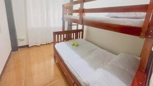 Unclassified image, 5 of 10, button - Room-zen Ridge Stay R1 Baguio City (Baguio)