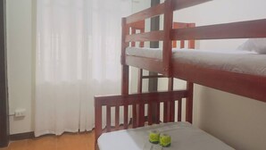 Unclassified image, 2 of 10, button - Room-zen Ridge Stay R1 Baguio City (Baguio)