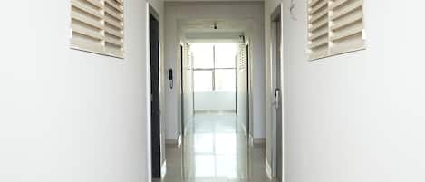 Dubbelrum eller tvåbäddsrum - utsikt mot staden | Interiör