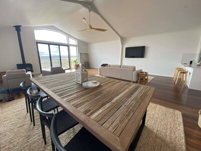 Luxury Farm Stay, Creek, Wildlife, Fire, Stars