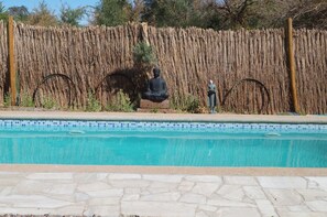Outdoor pool - Ruka Zen Lodge (San Pedro de Atacama)