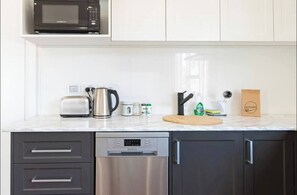 Apartamento Premium, 2 habitaciones | Cocina privada