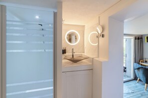 Comfort Double Room | Bathroom - Villa 45 (La Colle-sur-Loup)