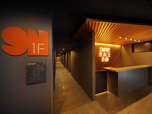 Lobby - SMART PLACE iNN Hakata-Gion (Fukuoka)