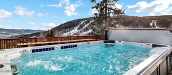 LARDALSHYTTA, 350 m2, 10 soverom, 28 personer, 75 minutter fra Oslo