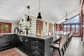 Private kitchen - LARDALSHYTTA, 350 m2, 10 soverom, 28 personer, 75 minutter fra Oslo (Vestfold)