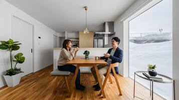 Apartment | Dining