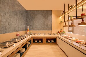 Dining - Keys Select by Lemon Tree Hotels  (Vadodara)