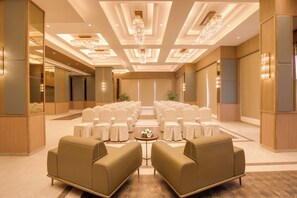 Meeting facility - Keys Select by Lemon Tree Hotels Vadodara (Vadodara)