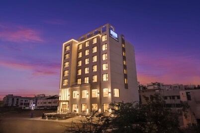 Keys Select by Lemon Tree Hotels Vadodara