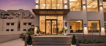 Keys Select by Lemon Tree Hotels Vadodara