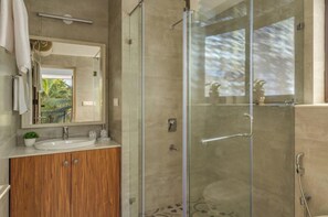 Bathroom - Vero Sky Penthouse by Dia (Candolim)