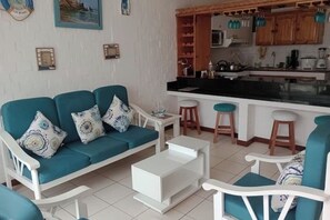 Living area - Apartment at Beira-Mar in Cerro Azul | Tranquilidade e Vista Incrível (Cerro Azul)