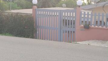 Enceinte de lâhĂ©bergement