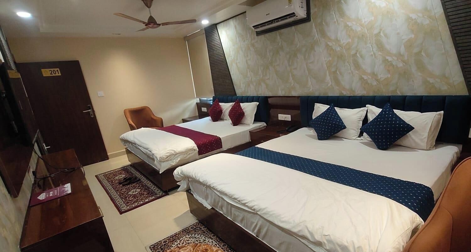 Twin Room | Free WiFi