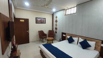 Deluxe Room | Bathroom