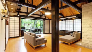 Premium House, 3 Bedrooms | Living area