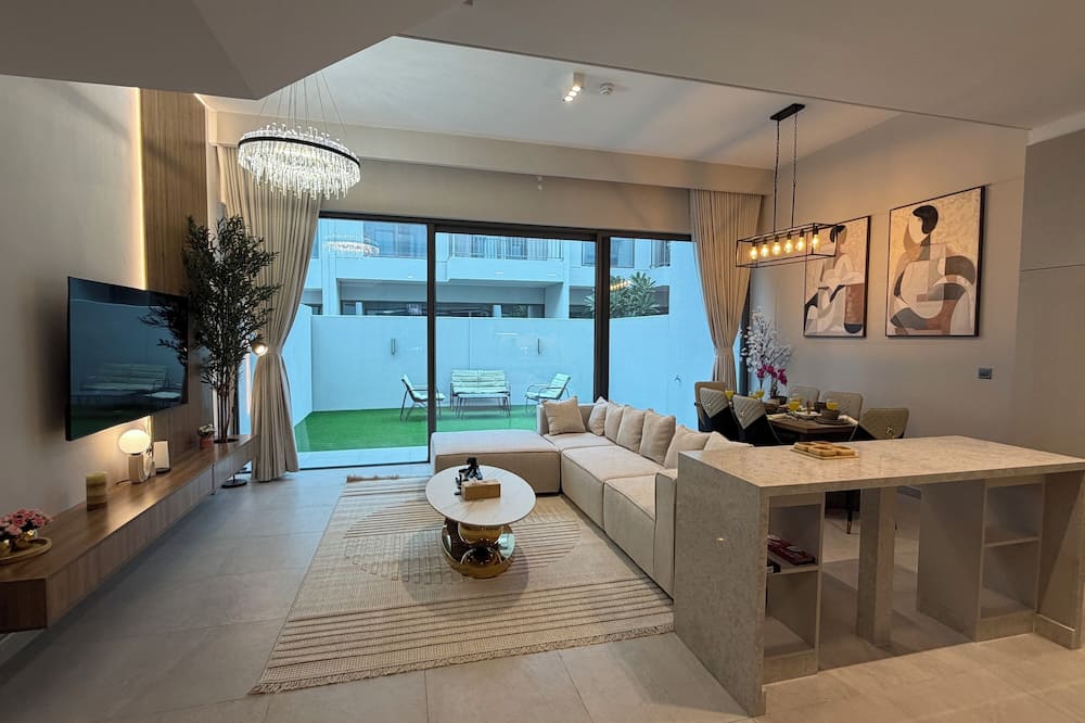 Liva Suites By Hostiva - Dubai South