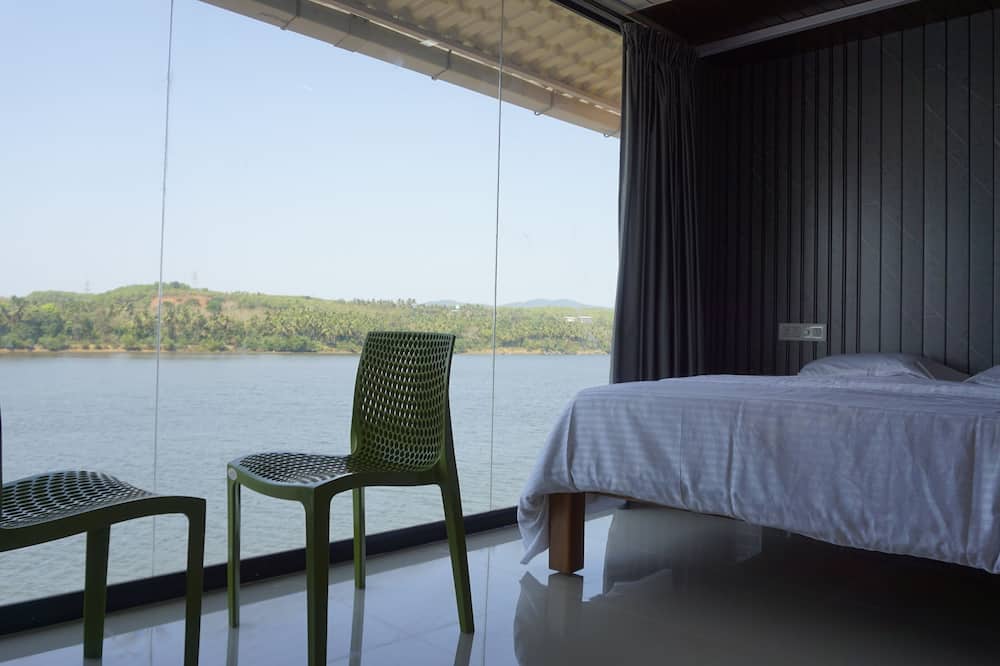 Aghanashini River Retreats