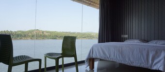 Aghanashini River Retreats