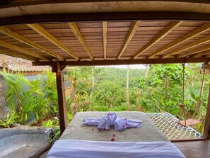 Deluxe-huvila, parveke, näköala laaksoon | Kylpylä