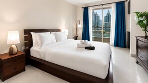 1 bedroom, iron/ironing board, WiFi, bed sheets - Free housekeeping visits during your stay - StayShort - Cozy 1BR Retreat in JLT that Sleeps 4 (JLT)