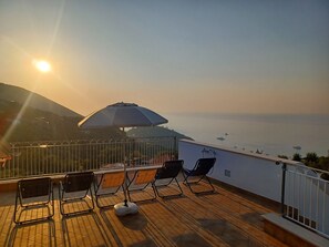 Terrace/patio - Rosa House - House in the picturesque landscape of Nerano (Campania)