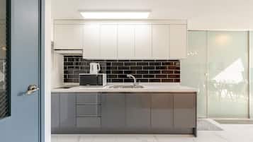 Rom – basic, 1 soverom (J-202)