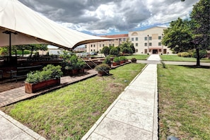 Outdoor dining - Unaway Hotel Occhiobello (Occhiobello)