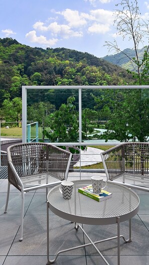 خيمة فاخرة - بشرفة | المنطقة المحيطة بالمنشأة