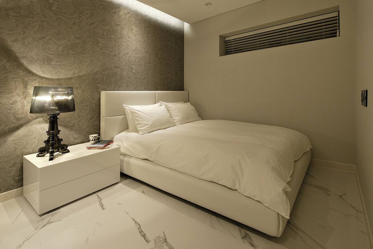 Lyxig studiosvit - utsikt mot dalen