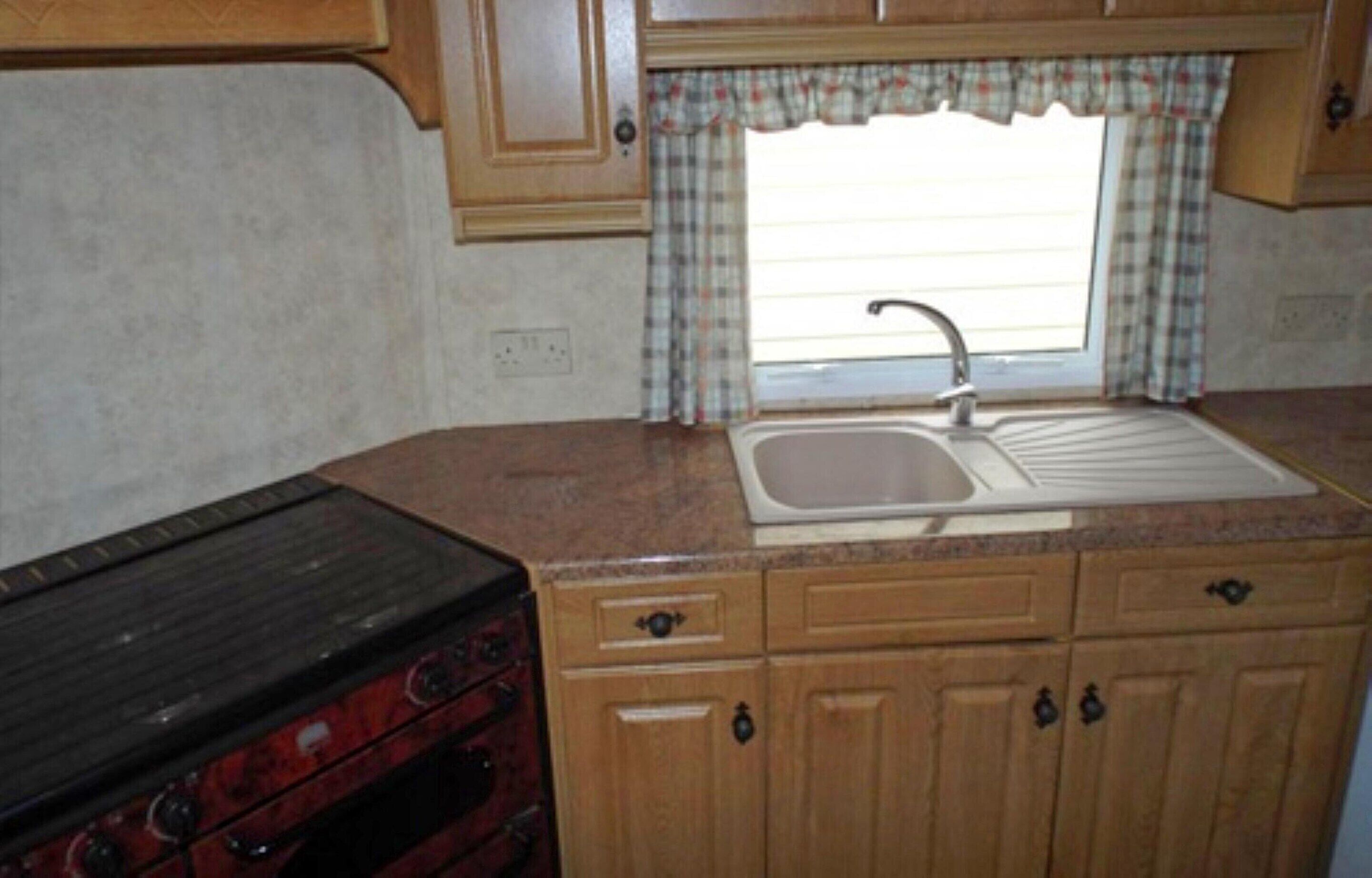 Mobile Home | Private kitchen