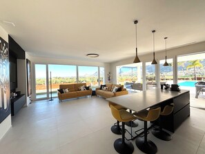 Smart TV - Villa Nanni, Contemporary, Pool and Garden (Sicilia)
