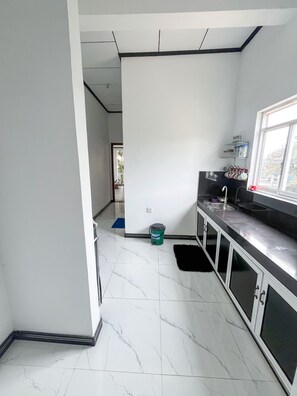 Private kitchen - Rivora Villa Aluthgama (Aluthgama)