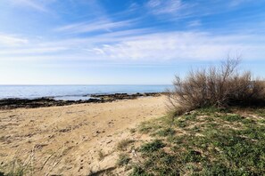 Beach nearby - Casa sul mare Rivabella by Casa di Marco (Rivabella)