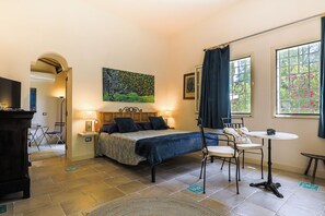 3 bedrooms, free WiFi, bed sheets - Lidia nel Casale Mastria by Casa di Marco (Neviano)