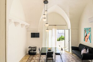 Interior - Palazzo Frascà by Casa di Marco (Parabita)