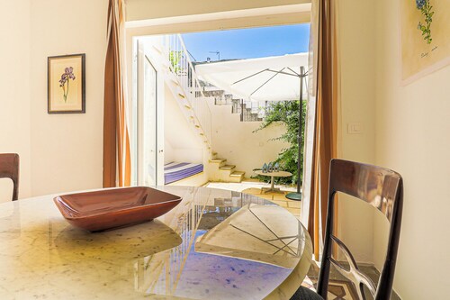 Palazzo Frascà n57 by Casa di Marco