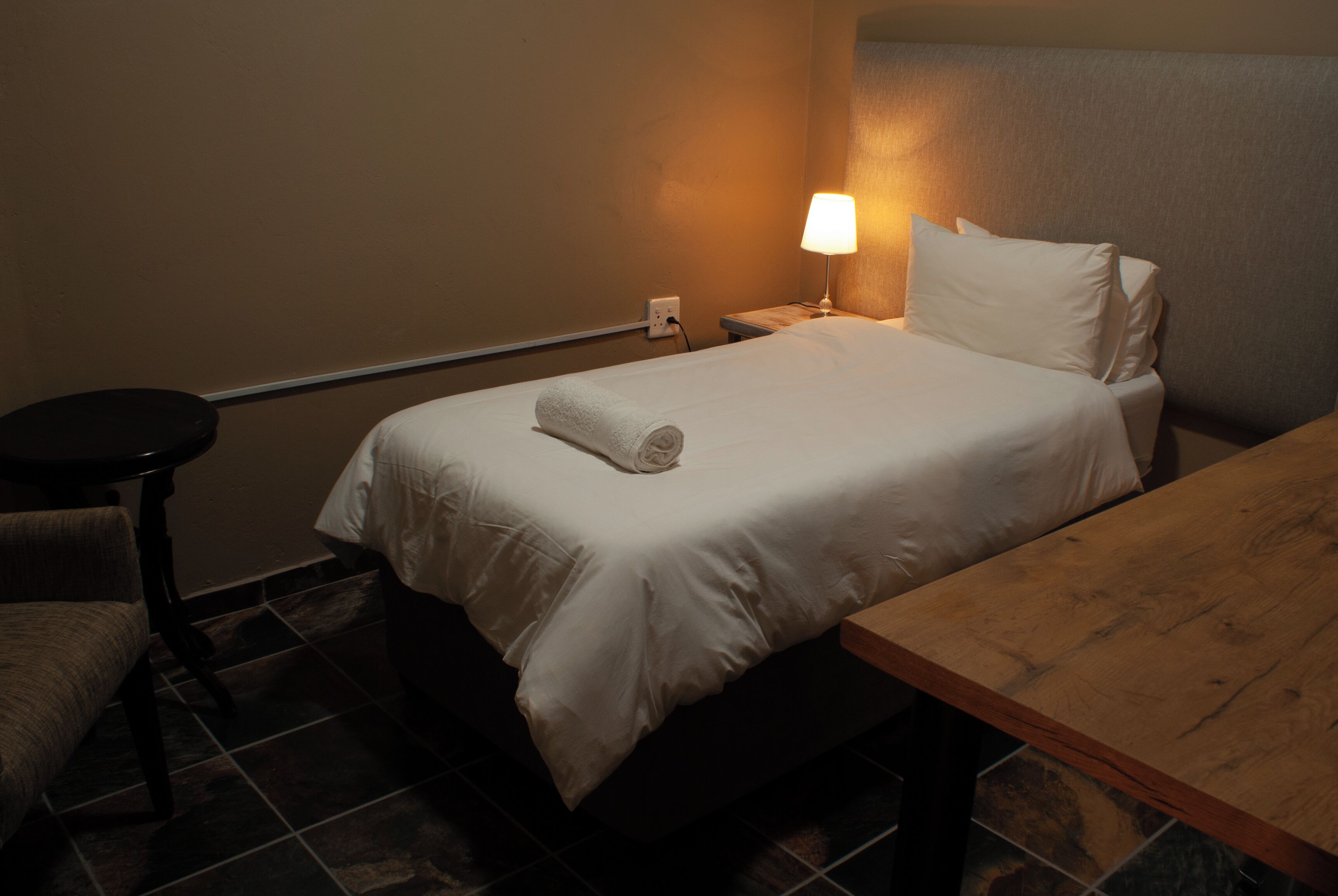 บ้านพัก, ลานระเบียง, วิวสระว่ายน้ำ