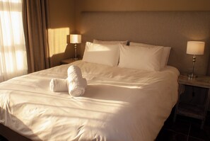 Casa familiar, patio, vista a la alberca