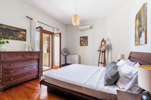 3 bedrooms, iron/ironing board, Internet, bed sheets - Pool Villa Melitini (Skopelos)