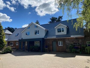 Exterior - Petherton Cottage (Ringwood)